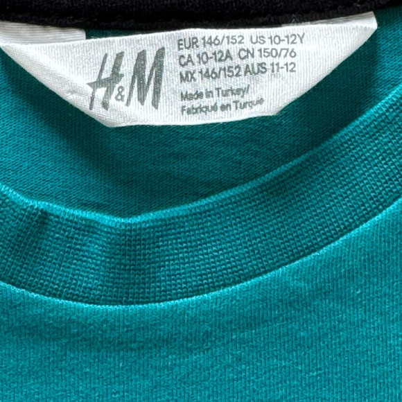 H&M T-Shirt Holographic - Kids Size 10-12 - Picture 9 of 15